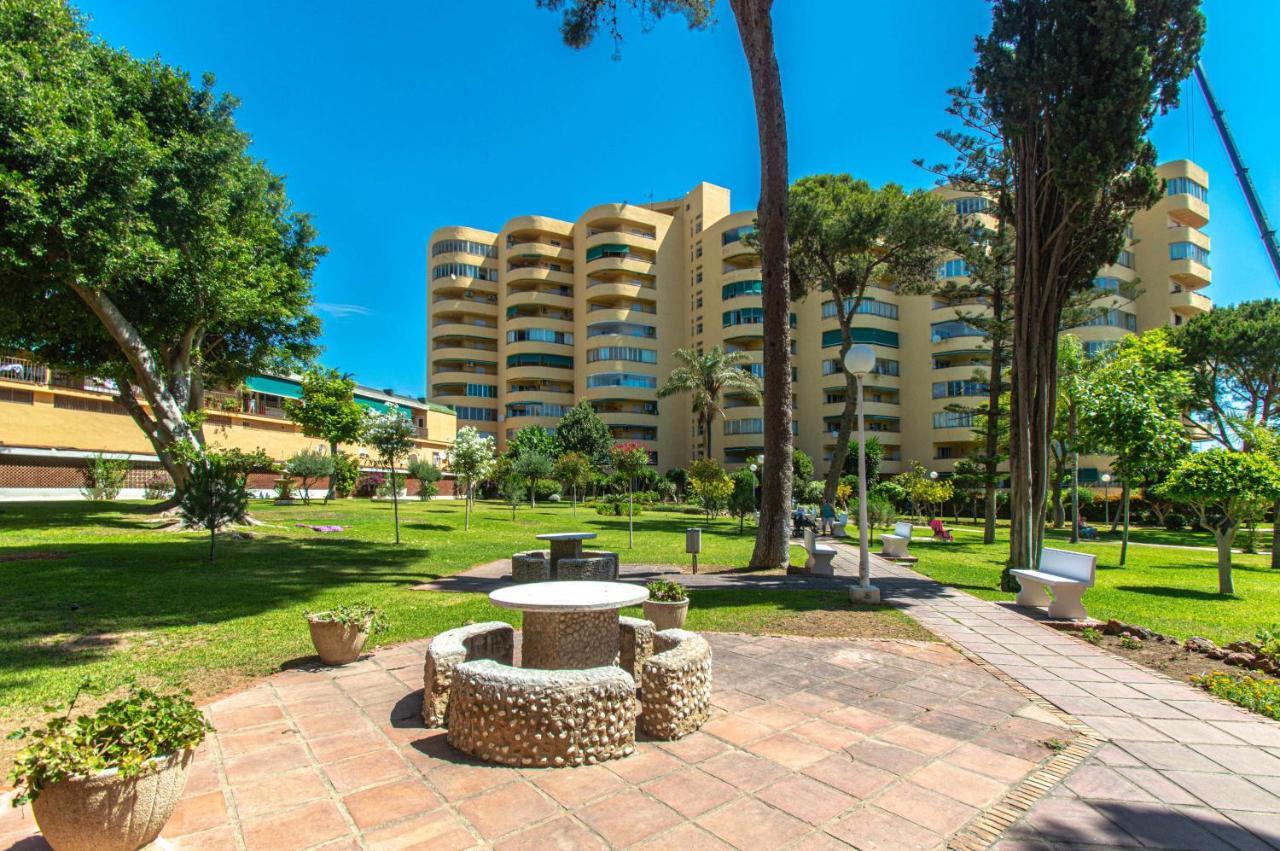 El Rocío en la playa de Cariluela Apartamento Torremolinos Exterior foto