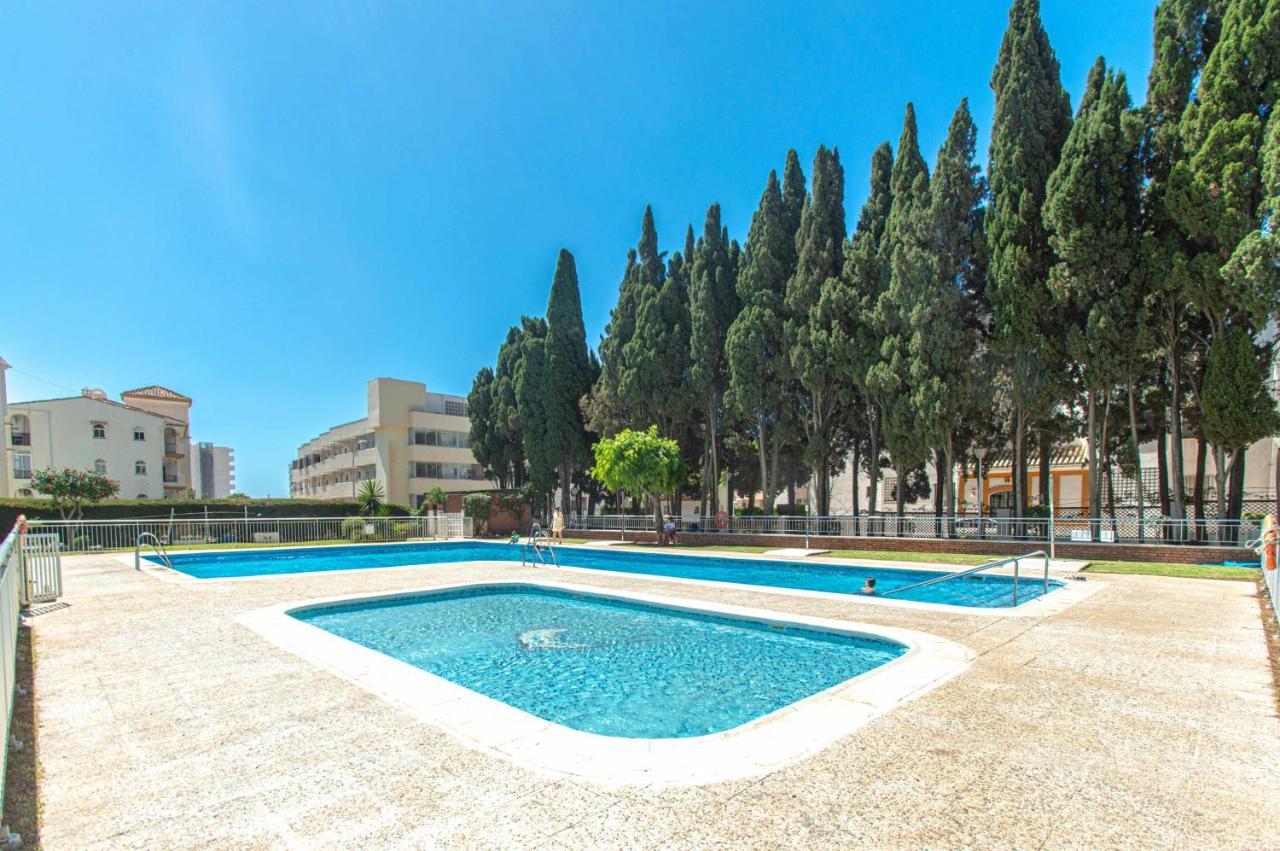 El Rocío en la playa de Cariluela Apartamento Torremolinos Exterior foto