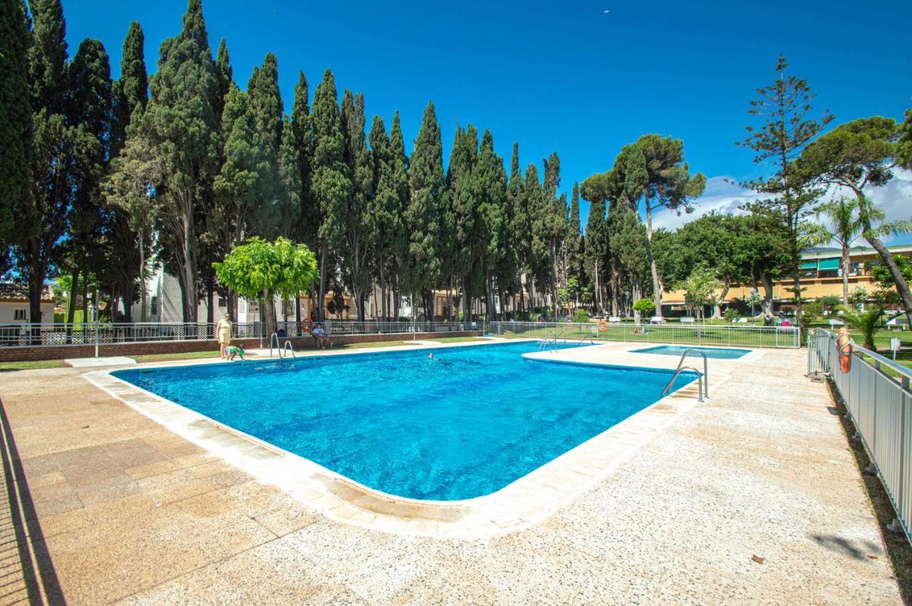 El Rocío en la playa de Cariluela Apartamento Torremolinos Exterior foto